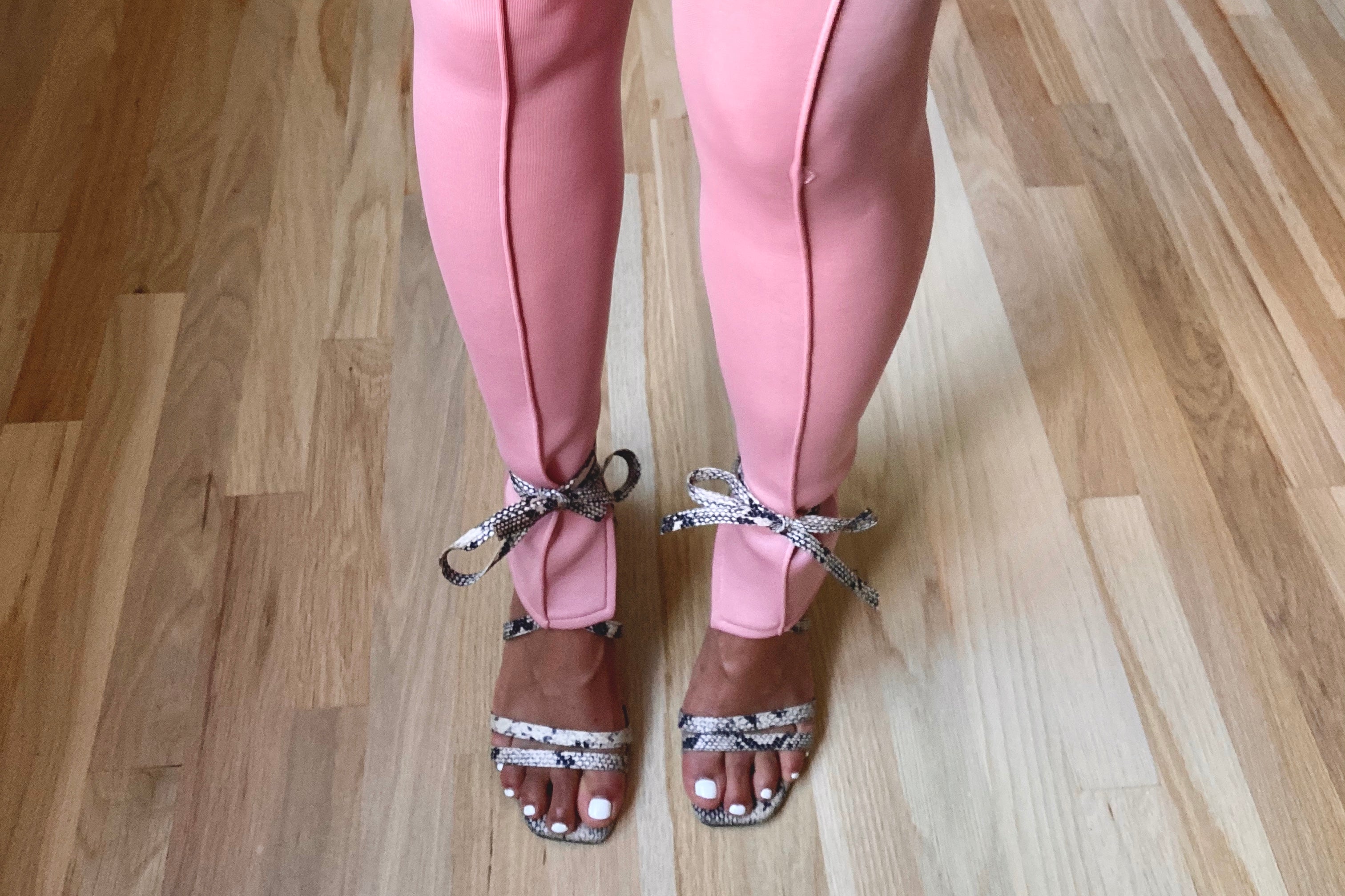 http://www.muehleder.com/cdn/shop/articles/shoe_straps_over_leggings.jpg?v=1599664758
